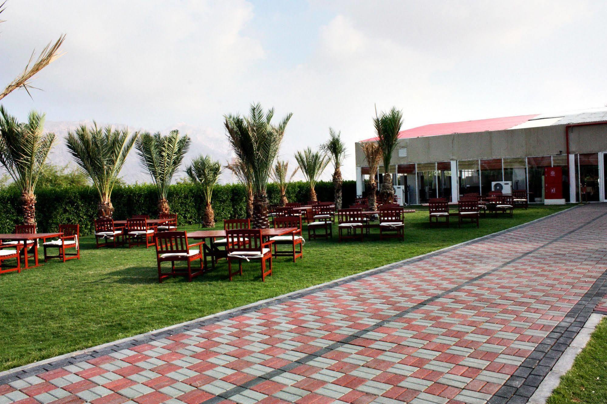 One To One Hotel & Resort Ain Al Faida El Ayn Dış mekan fotoğraf