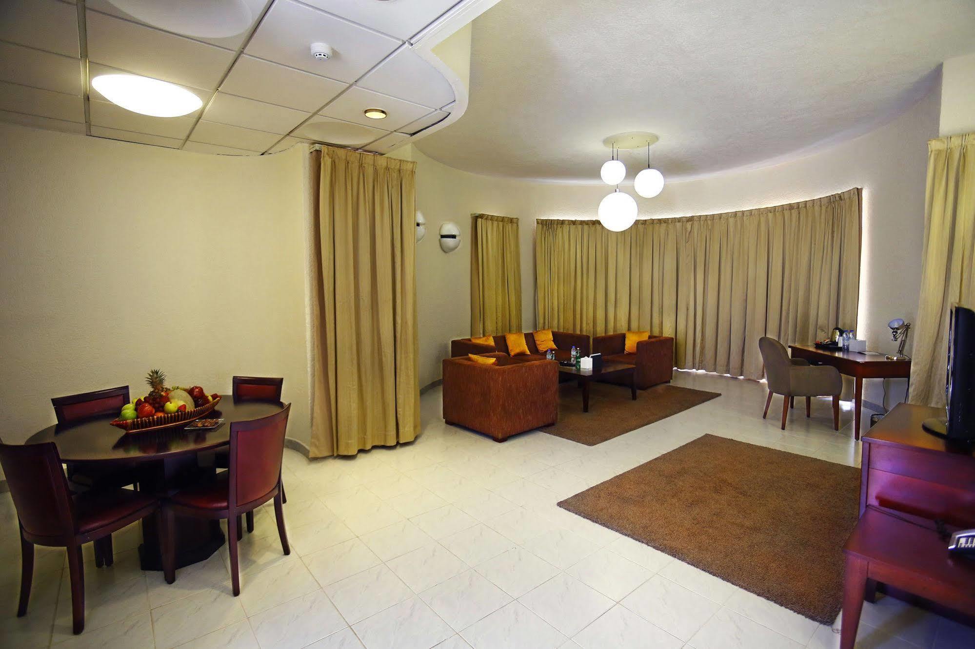 One To One Hotel & Resort Ain Al Faida El Ayn Dış mekan fotoğraf