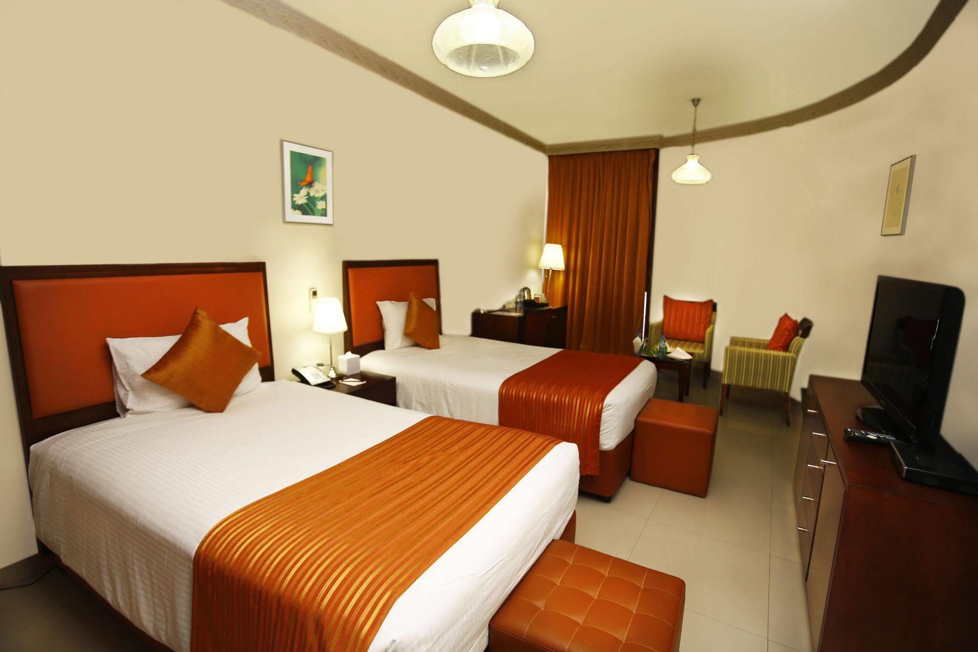 One To One Hotel & Resort Ain Al Faida El Ayn Dış mekan fotoğraf