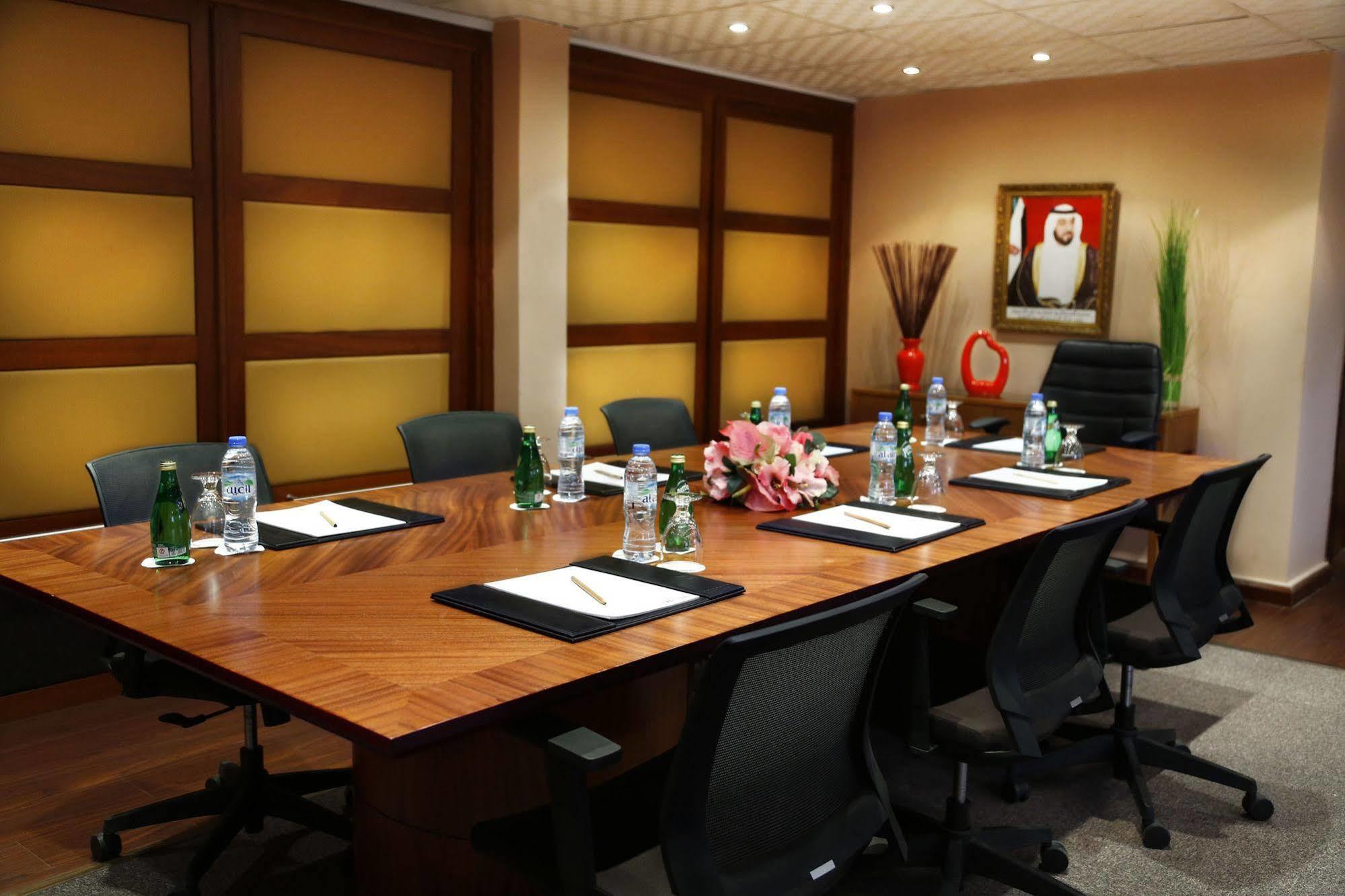 One To One Hotel & Resort Ain Al Faida El Ayn Dış mekan fotoğraf