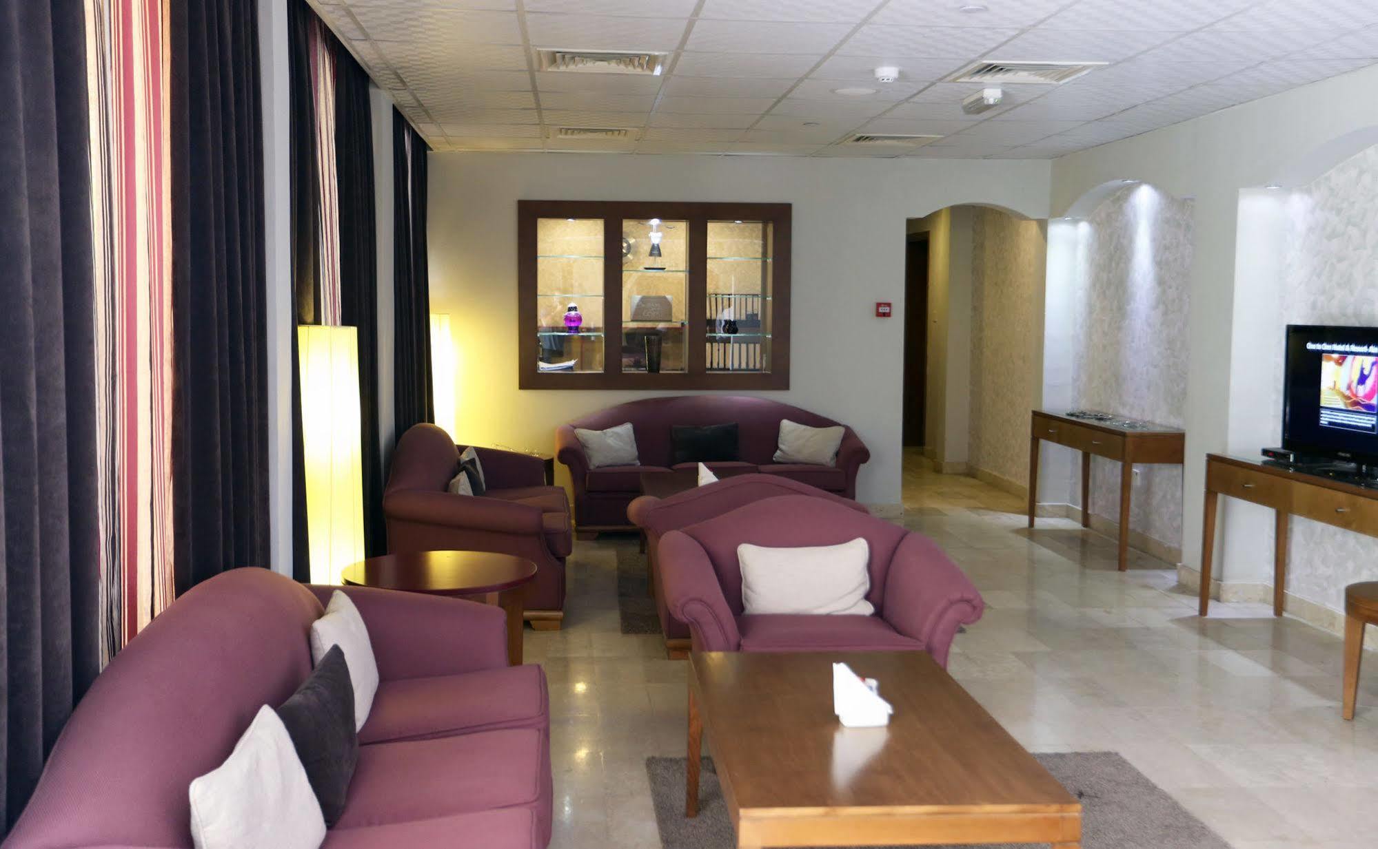 One To One Hotel & Resort Ain Al Faida El Ayn Dış mekan fotoğraf